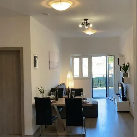 Ema & Lana Appartamento