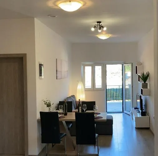 Ema & Lana Appartement