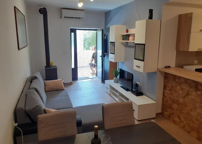 Ema & Lana * Smokvica (Korcula)